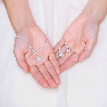 Bride Silver Bridal Necklace Earrings Set Crystal Wedding Jewelry Set Rhinestone Choker Necklace for Women and Girls (Set of 3)