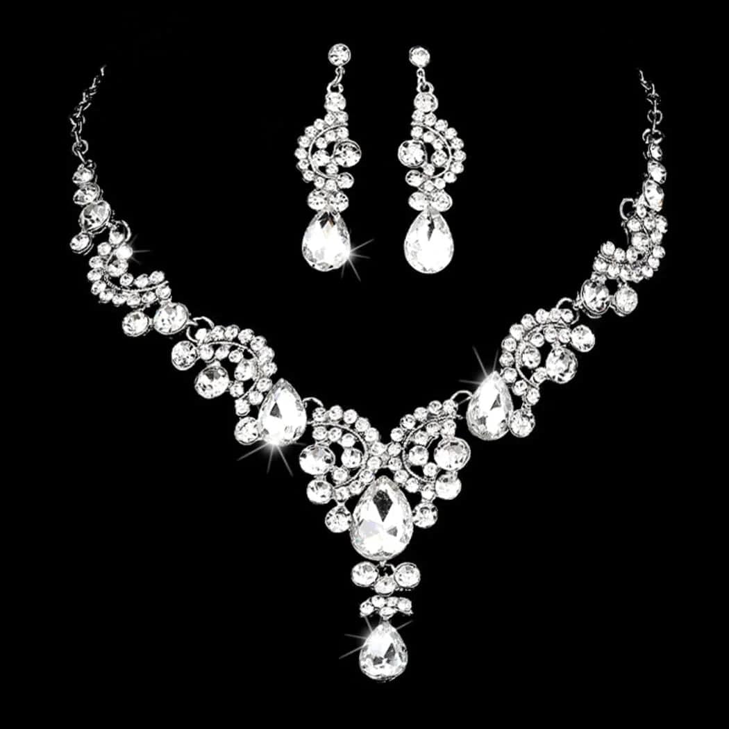 Bride Wedding Jewelry Sets Crystal Bridal Necklace Earrings Set Rhinestone Choker Necklace Prom Costume Jewelry for Women and Girls A Silver