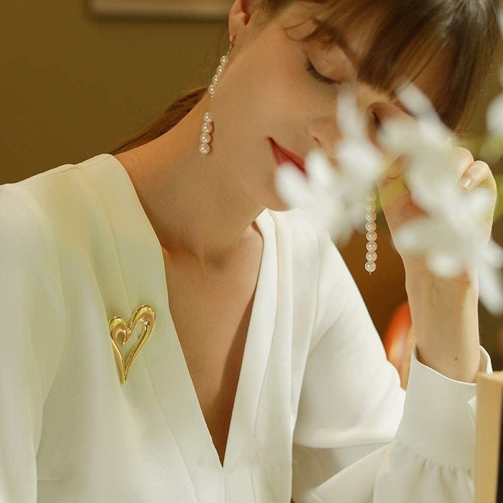 Brooch Pins Heart Gold Cute Lapel Hijab Brooches for Women Fashion Jewelry (Gold)