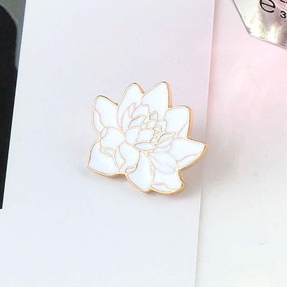 Buddhism White Lotus Flower Brooch Pin Elegant Floral Plant Enamel Pin Pendant Coat Backpack Lapel Pin Women Custom Jewelry for Clothes