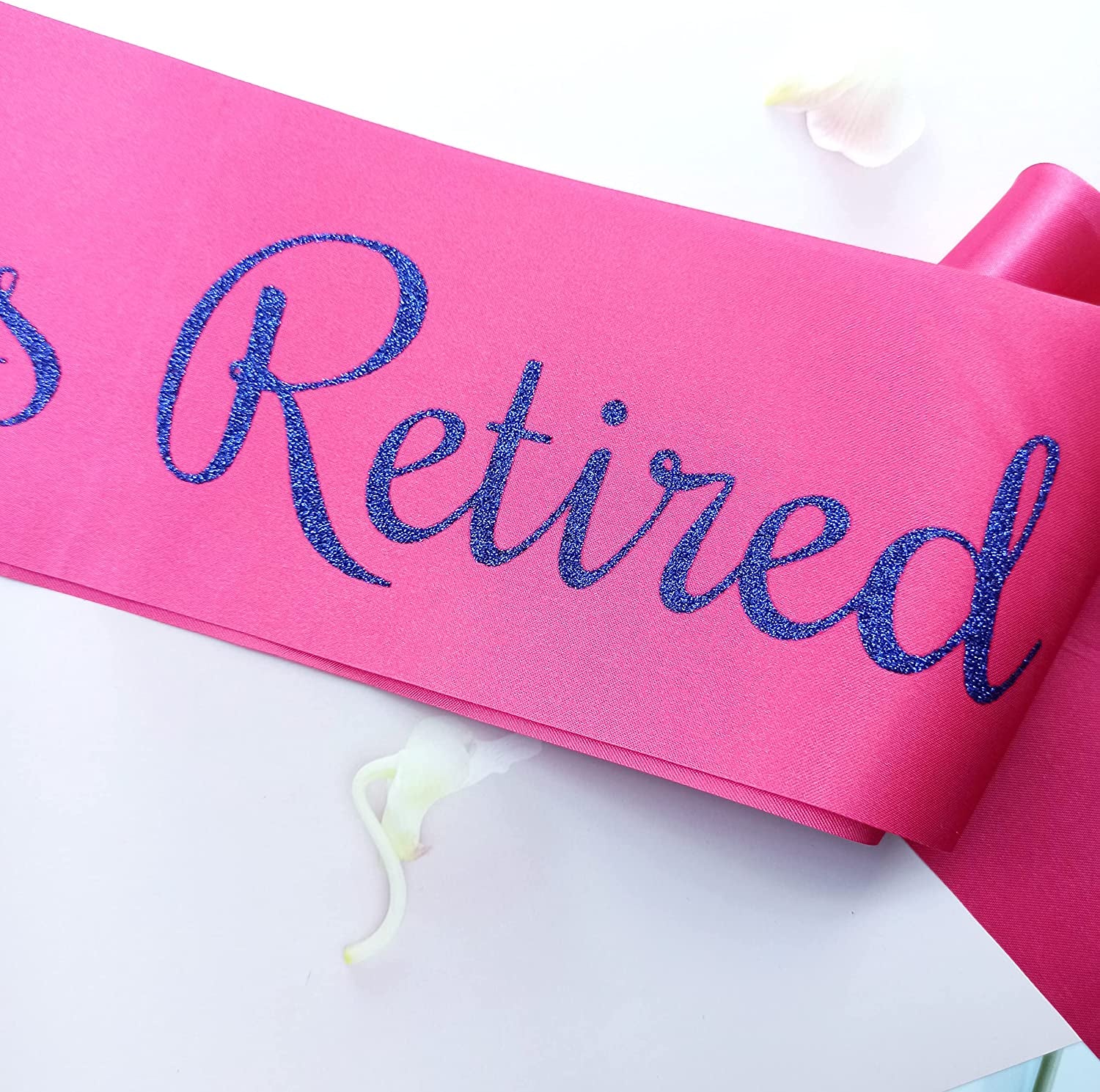 Magnusson'S Garden the Queen Has Retired Sash, Retirement and Farewell Party Ideas, I'M Retired Sash, Retiree Gifts for Women, Pink and Blue Retirement Party Decorations Apparel & Accessories > Clothing Accessories > Sashes Magnusson's Garden   
