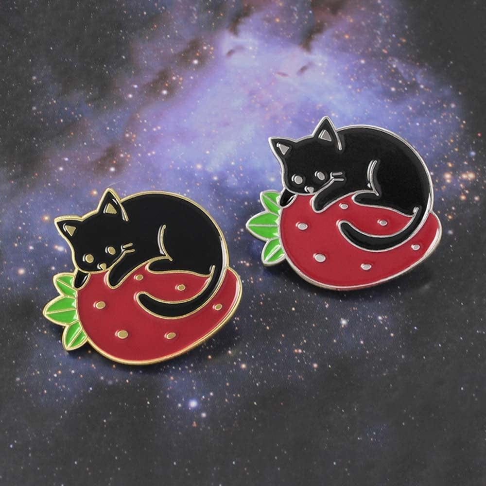 Cartoon Black Cat Enamel Pins Cute Animal Strawberry Badges Brooches Backpack Lapel Pin Brooch Custom Jewelry for Bag Jackets(Gold)