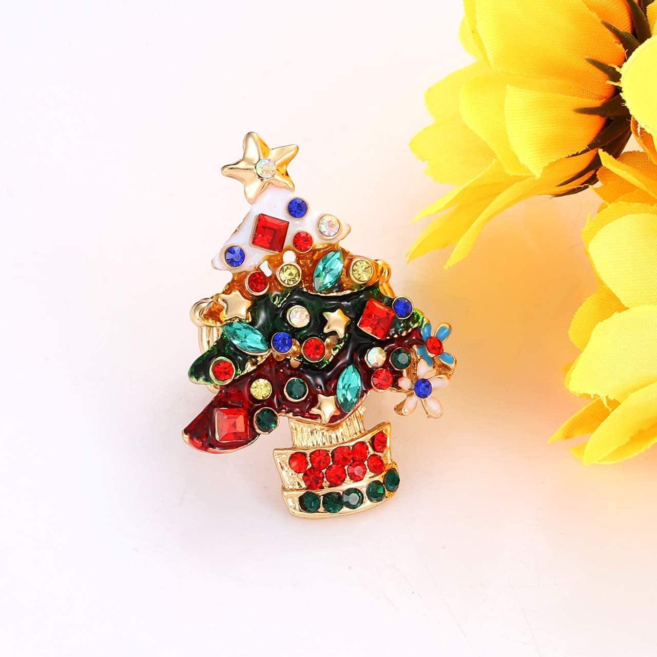 Christmas Ring Handmade Xmas Tree Santa Claus Berry Fern Mistletoe Elastic Stretch Rings Holiday Rhinestone Ring Jewelry