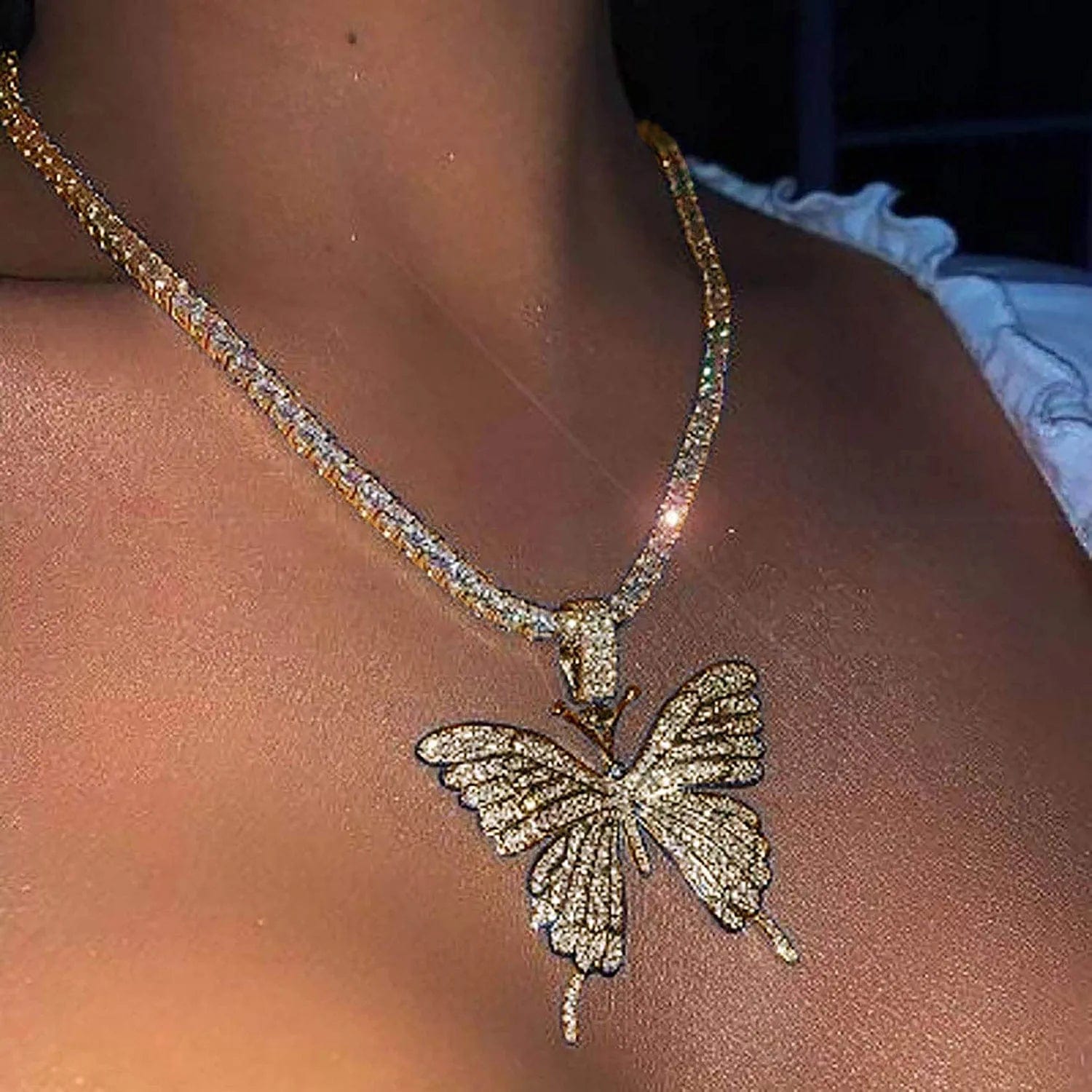 Crystal Necklace Choker Butterfly Necklaces for Women Rhinestone Chain Necklace Earrings Sets Butterflies Pendant Jewelry Set for Teen Girls (Set of 3)