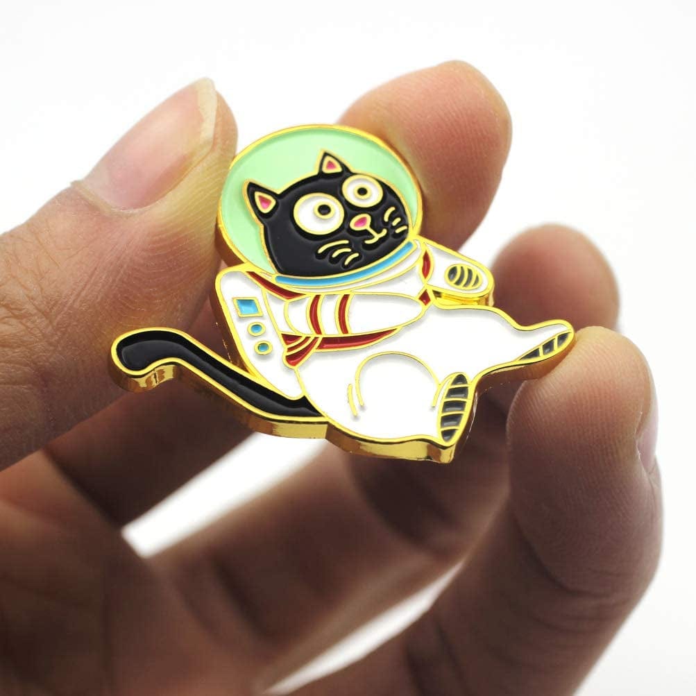 Cute Astronaut Cat Enamel Lapel Pin Space Black Cat Cartoon Enamel Pins for Backpacks Clothing Bag Decor Gifts Astronaut Cat