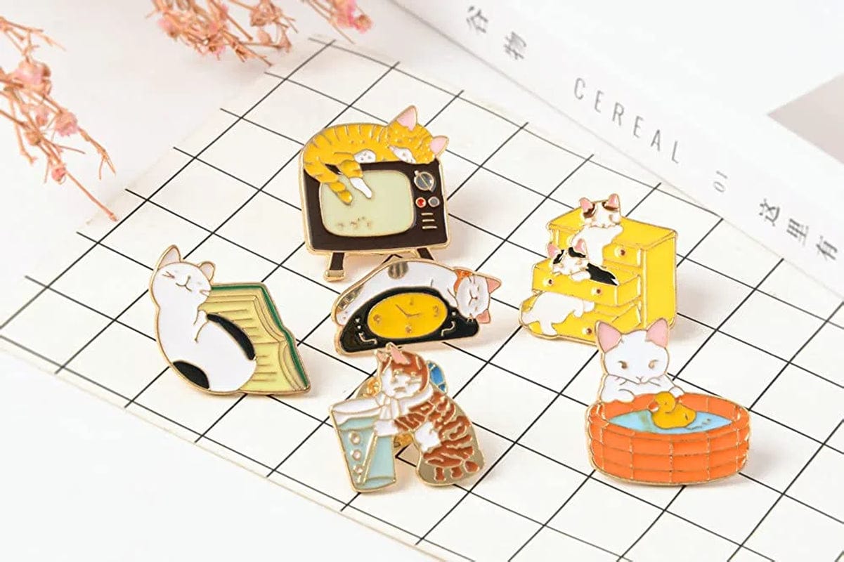 Cute Cartoon Brooch Pins Enamel Brooches Lapel Pins Badge for Women Girls Children for Clothing Bag Decor