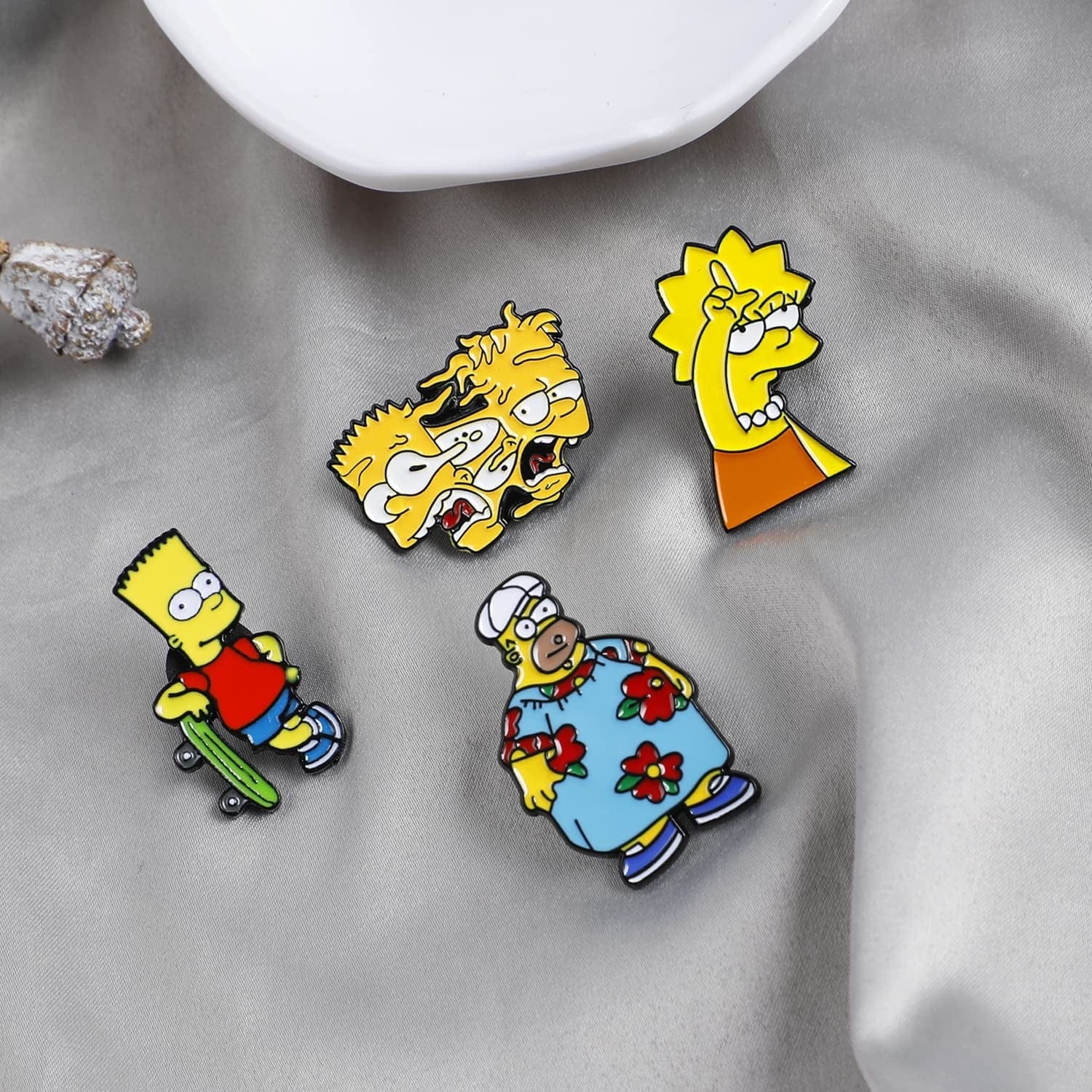Cute Simpsons Brooch Simpsons Enamel Lapel Pin for Children Women Clothing Backpack Decoration Gift