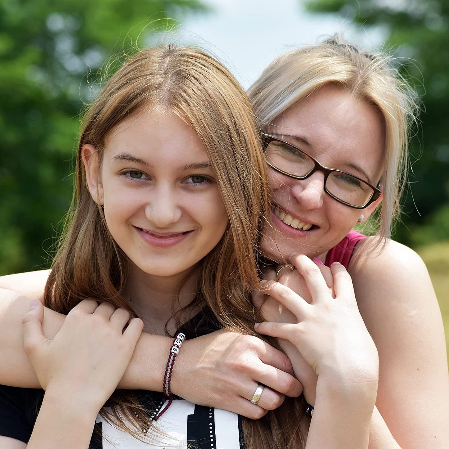 Inspirational Charm Bracelets Gifts for Aunt Mom Godmother Grandma Niece Sister Goddaughter Daughter Granddaughter Best Friend, Birthday Bangle Jewelry Gifts for Women and Teen Girls Apparel & Accessories > Jewelry > Bracelets Miss Pink   