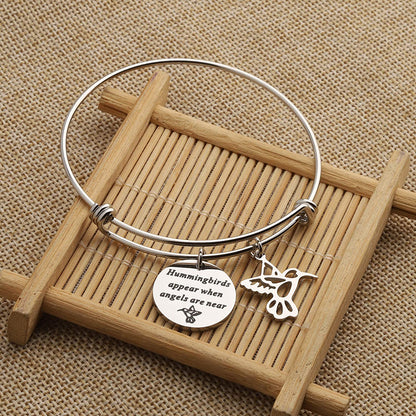 BAUNA Hummingbirds Brcelet Memorial Gifts Hummingbirds Appear When Angels Are near Sympathy Gift for Her Apparel & Accessories > Jewelry > Bracelets BAUNA   