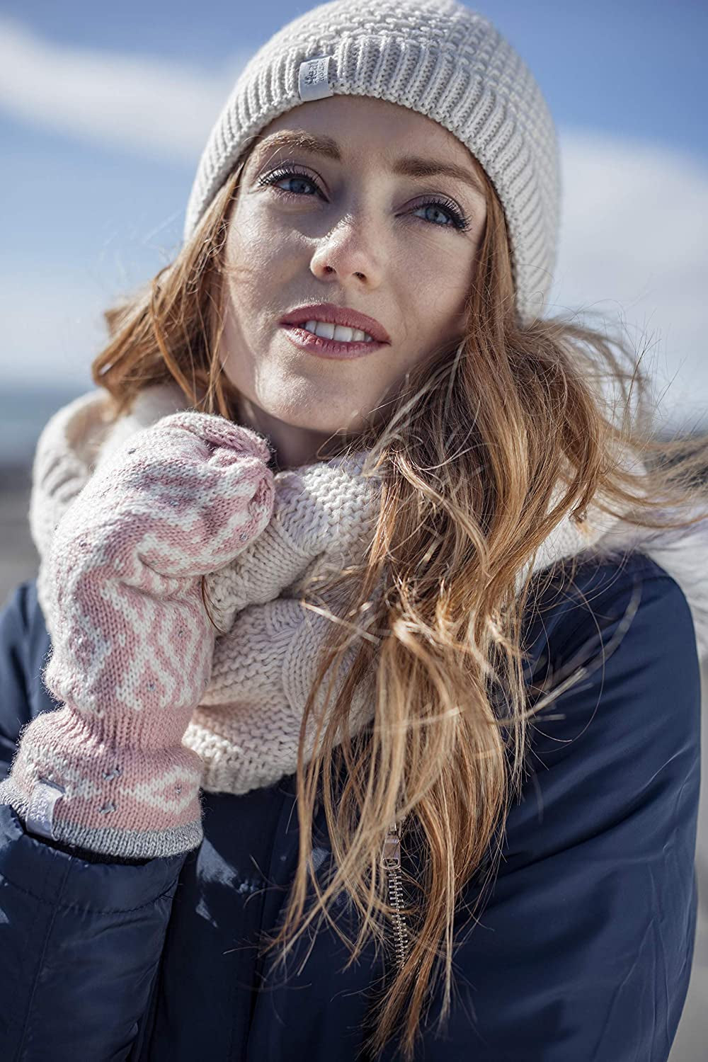 Heat Holders - Womens Warm Fleece Lined Thermal Cold Weather Knit Winter Mittens Apparel & Accessories > Clothing Accessories > Gloves & Mittens HEAT HOLDERS   