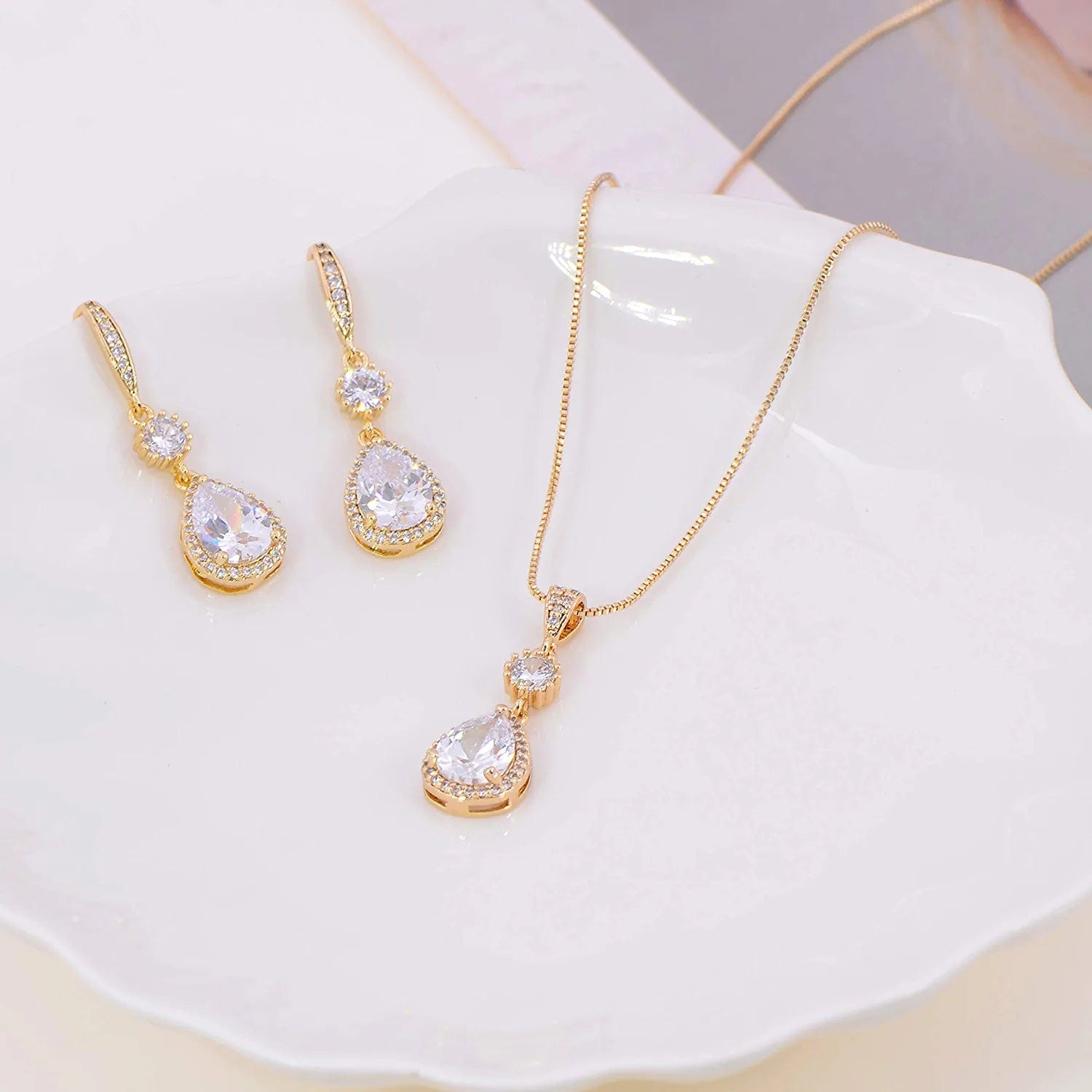 Elegant Jewelry Set for Women - Silver Teardrop Clear Cubic Zirconia Crystal Rhinestone Drop Earrings and Necklace Bridal Jewelry Sets Best Gift for Bridesmaids