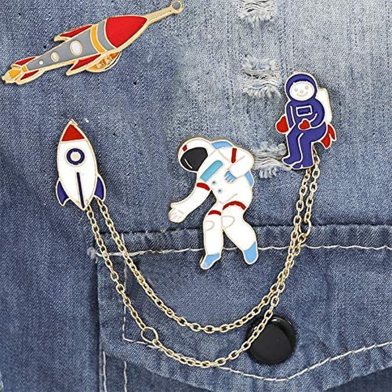 Enamel Pin Cute Enamel Lapel Pin Sets Carton Animal Brooch Pin (Planet Spaceman and Robot Set of 6)