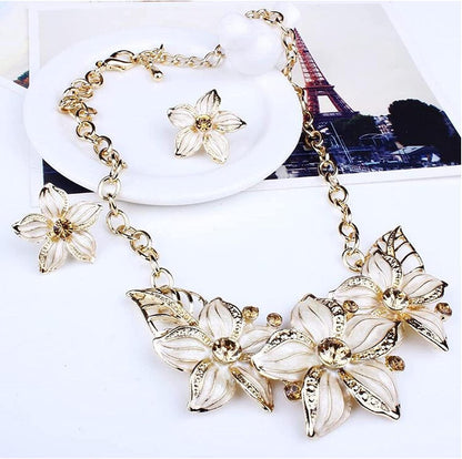 Fashion Women Crystal Flower Statement Gold Plated Necklace Earrings Jewelry Set