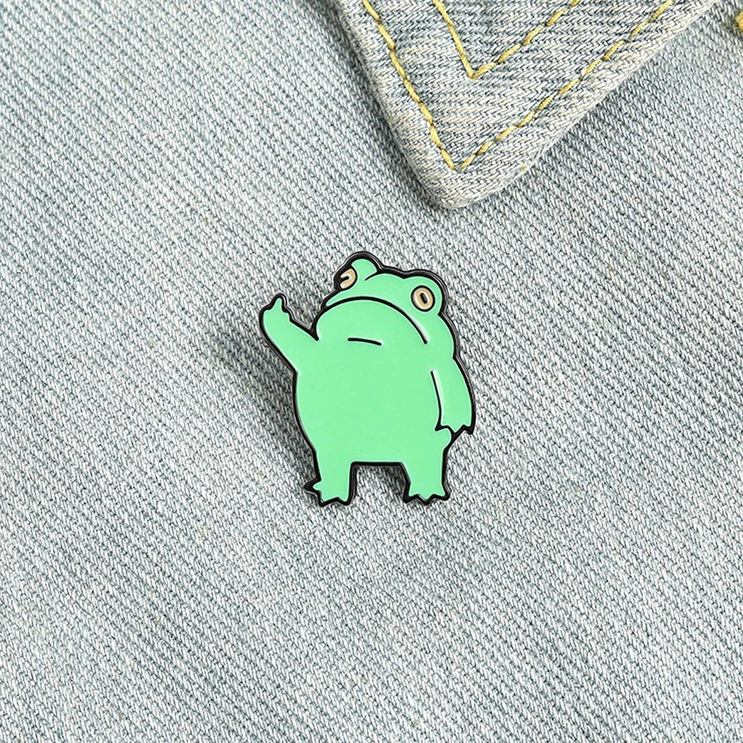 Funny Frog Enamel Brooch Pin Backpack Clothes Lapel UOCUTN Animal Jewelry