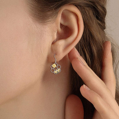 Honeycomb with Bee Stud Earrings 925 Sterling Silver Beehive and Bee Earrings for Women (Bee Earrings)