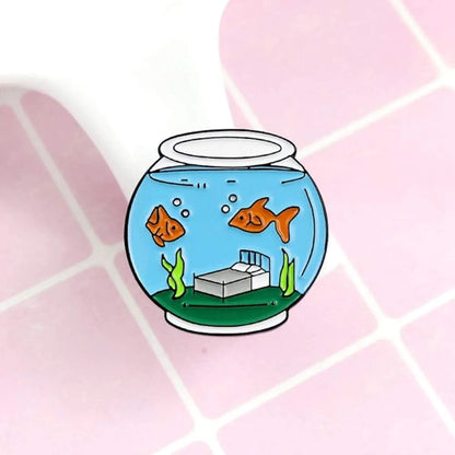 Ink2055 Cute Goldfish Fish Tank Enamel Brooch Pin Lapel Denim Jeans Coat Badge Brooches Gifts Jewelry