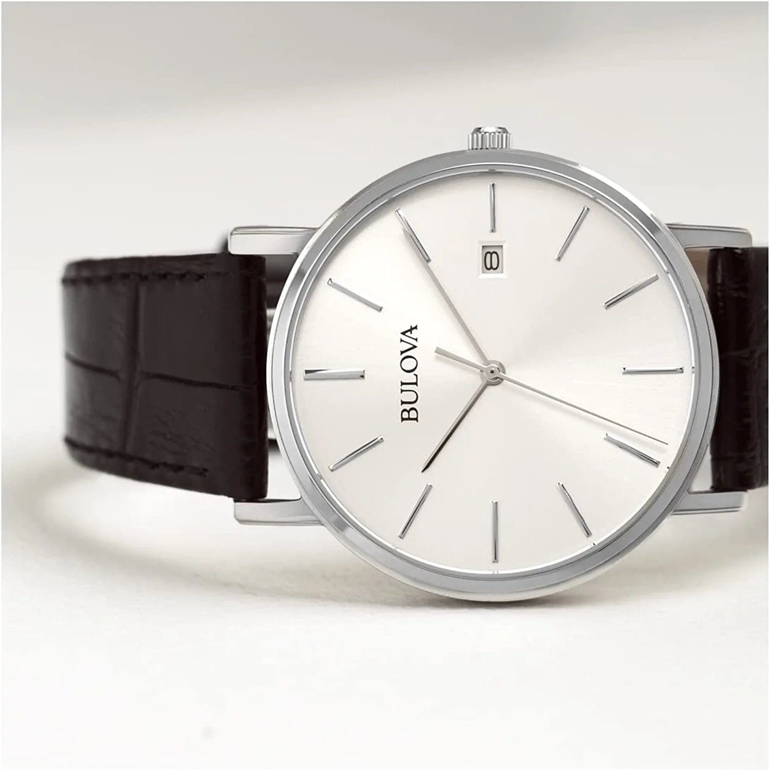 Men'S Stainless Steel 3-Hand Calendar Date Quartz Watch with Black Leather Strap Style: 96B104