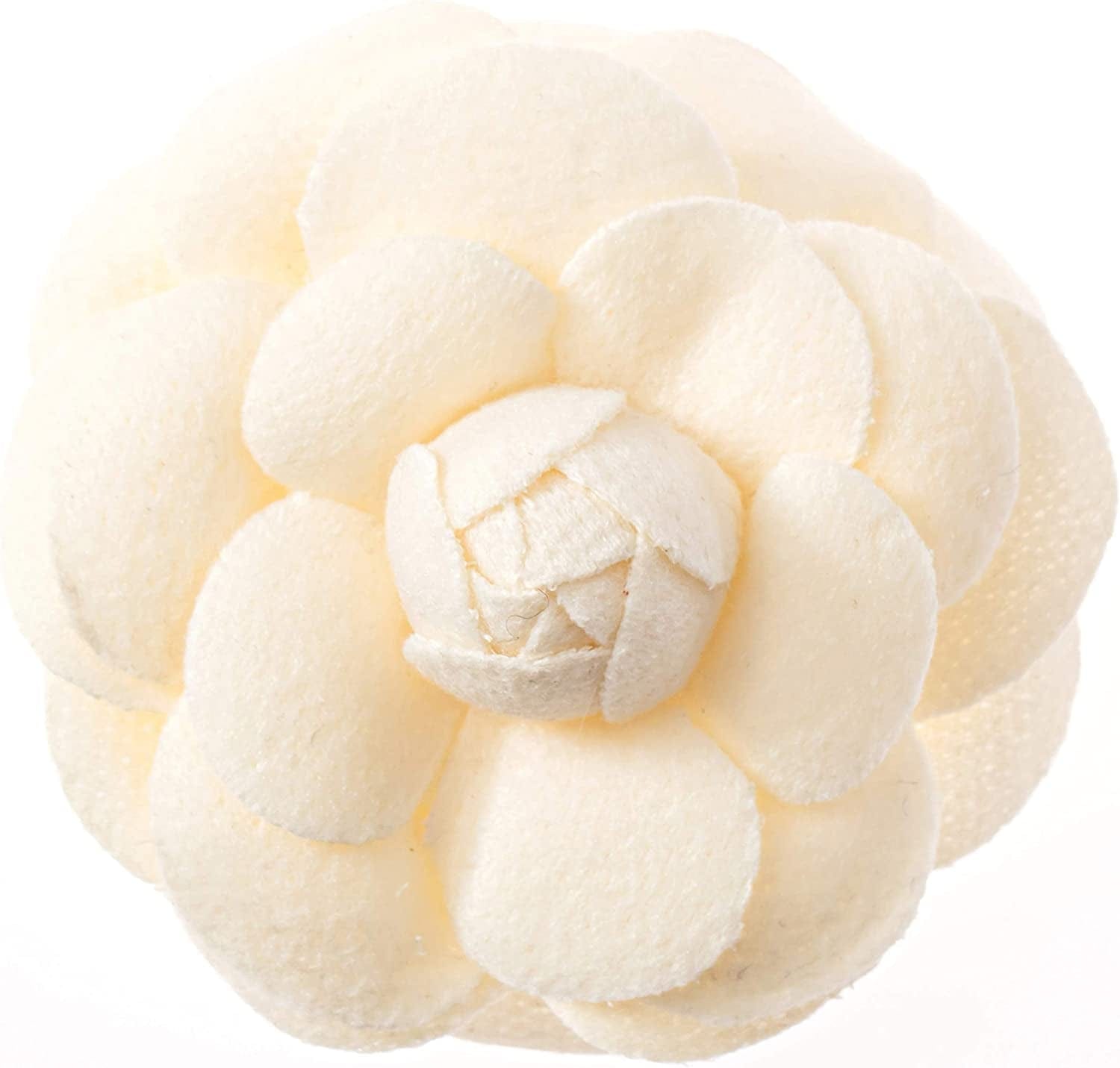 MISASHA Women'S Camellia Flower Pin Brooch with Organza Gift Bag White