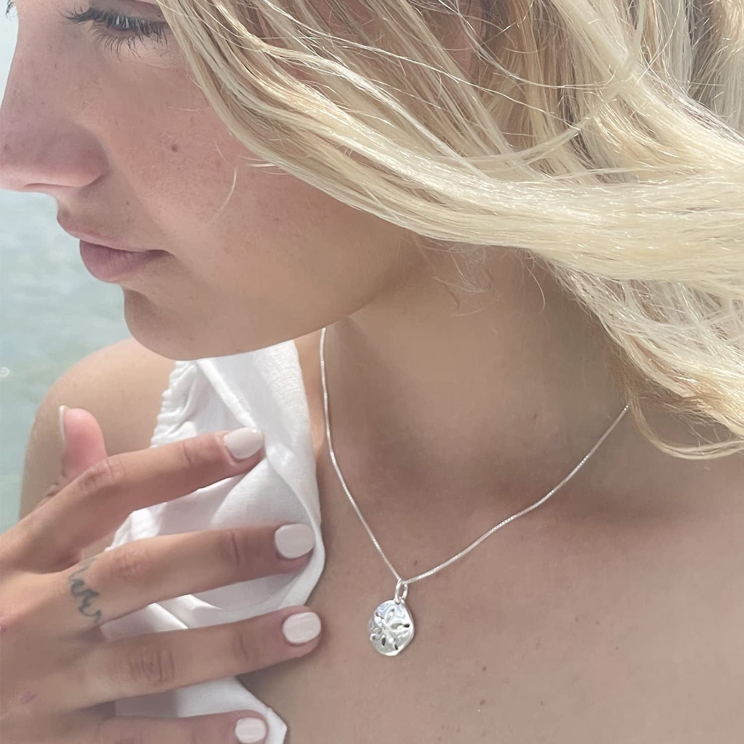 Pendant Necklace – 18 Inch Sand Dollars Pendant Charm – Premium Sterling Silver Craftsmanship – Modern and Elegant – Comfortable Women Jewelry Necklace