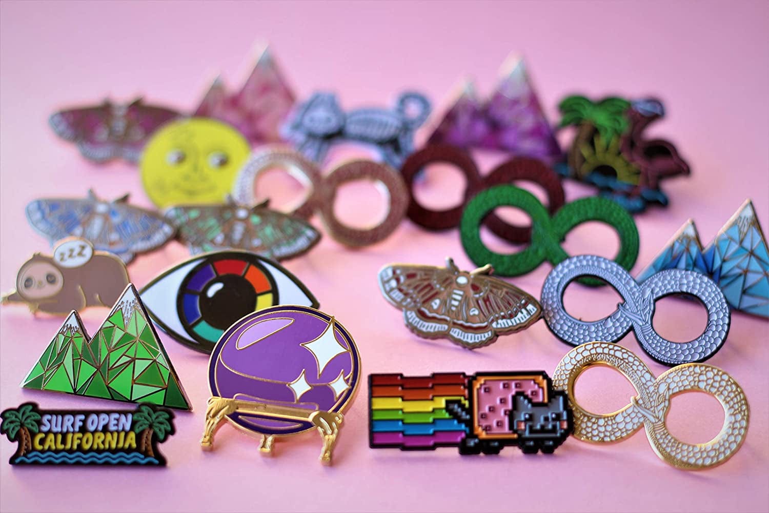 REAL SIC Astrological Sign Pin - Star Sign / Astrology Enamel Pins, Lapel Pins for Birth Sign, Great Gift for Anyone, Perfect Accessory for Jackets, Hats, Backpacks & Tops