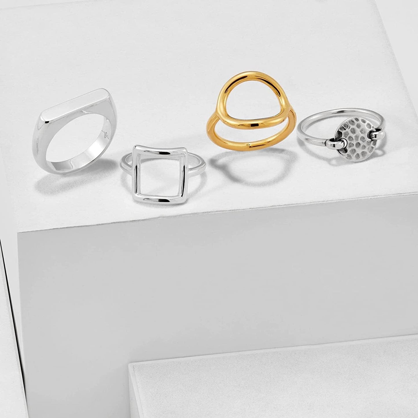 Silpada 'Seychelles' Hammered Disc Floater Ring in Sterling Silver