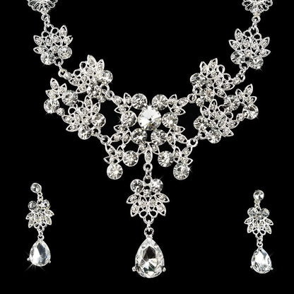 Silver Alloy Rhinestone Earrings Crystal Pendant Necklace Bridal Jewelry Set (White)