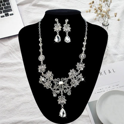 Silver Alloy Rhinestone Earrings Crystal Pendant Necklace Bridal Jewelry Set (White)