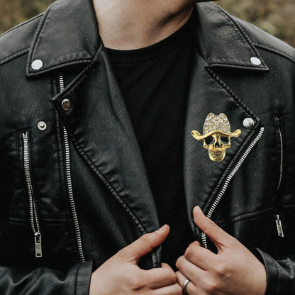 Skull Brooch, Gold Plated Skeleton Brooch Pin for Women Men, Goth Pirate Brooches with Rhinestones, Halloween Pins for Backpacks, Hat, Jackets, Lapel, Collar (Skull Gold)