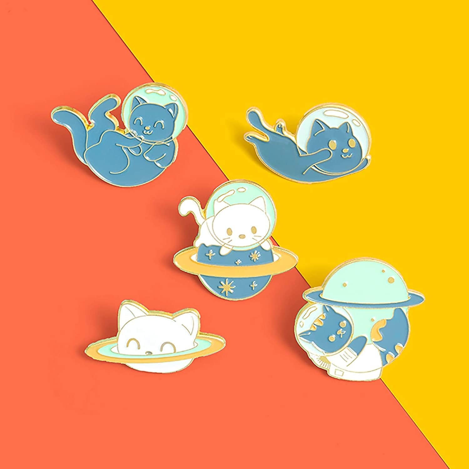 Space Cat Enamel Pins Set,Cute Animal Astronaut Lapel Pins for Women Girl Cartoon Planet Brooch Pin for Jackets Backpack Accessory