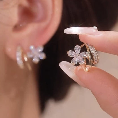Sparkly Earrings for Women Dangle Korean Trendy Earrings Micro Encrusted with Diamonds Small C Ring Zircon Five Petal Flower Design Exquisite Earrings Silver Needles Little Earrings