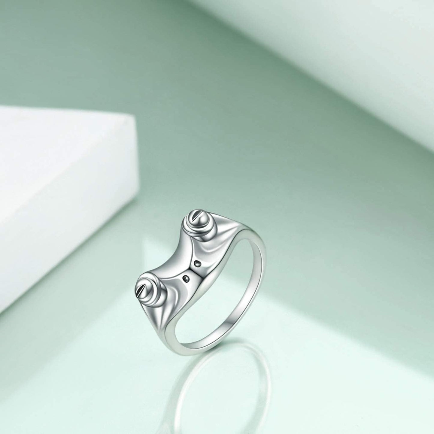 Sterling Silver Frog Rings for Women Vintage Cute Animal Finger Ring Silver Fashion Party Jewelry Gifts for Women Girl