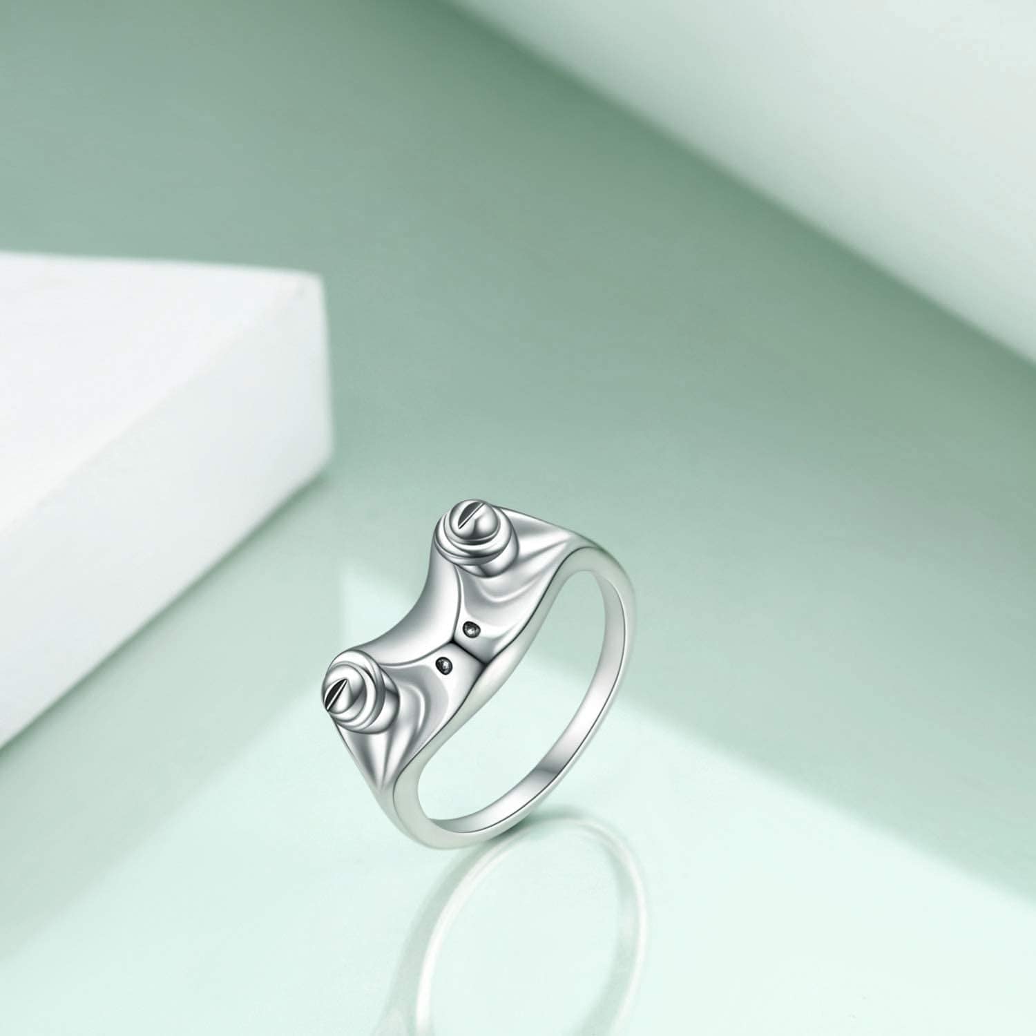 Sterling Silver Frog Rings for Women Vintage Cute Animal Finger Ring Silver Fashion Party Jewelry Gifts for Women Girl