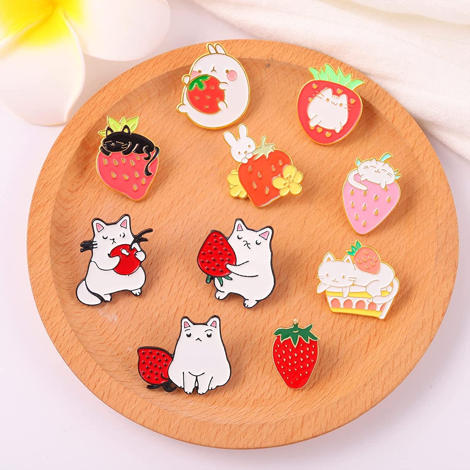 Sweet Strawberry Enamel Pins Set Cartoon Fruit Rabbit Cat Lapel Pins for Women Girl Cute Brooches Pin Badges for Clothing Backpacks 10 Pieces