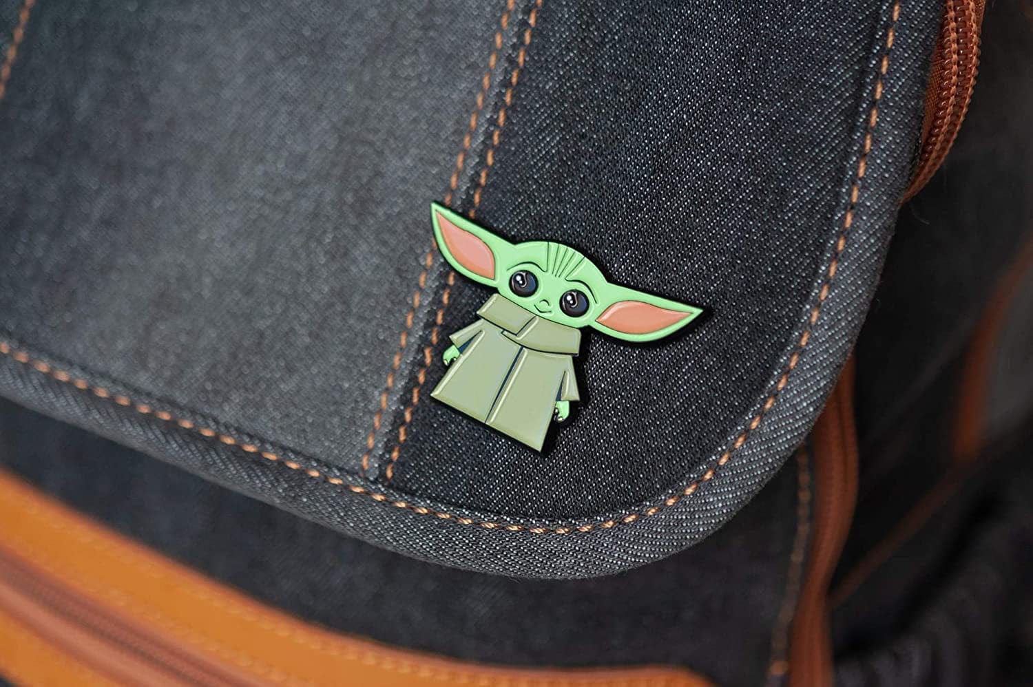 Toynk Star Wars Exclusive Enamel Lapel Pin - the Mandalorian Cartoon Child Baby Yoda Ears up Collectible Badge for Backpacks, Clothes, Bags, Jackets, Hat Accessories