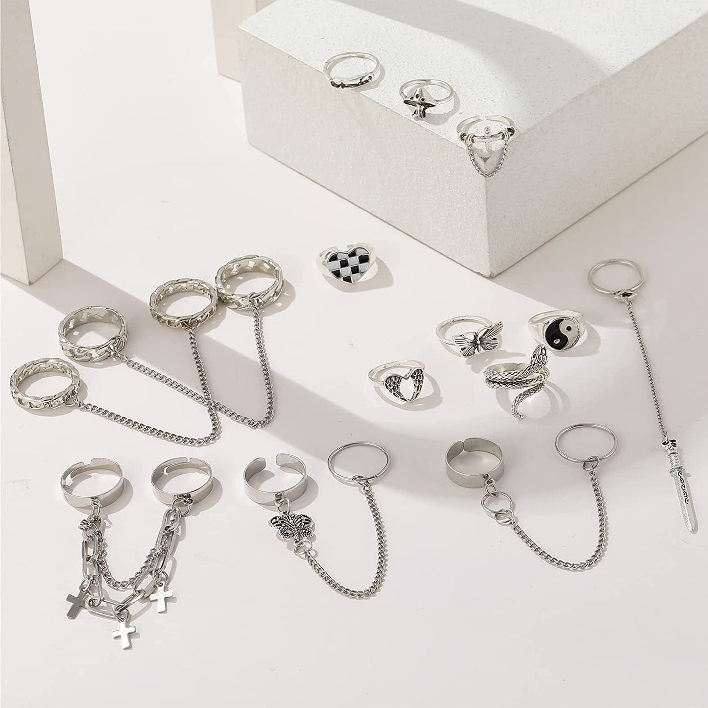 Vintage Silver Punk Rings for Men Women Girls, Cool Goth Ring Set, Eboy Gothic Ring, Open Chunky Knuckle Emo Rings, Boho Stackable Y2K Ace Butterfly Skull Heart Flower Rings Pack Chain Rings