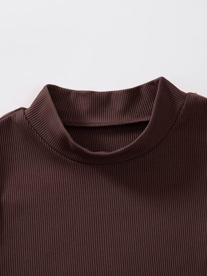 Women'S Basic Sleeveless Mock Neck Rib Knit Tank Crop Top