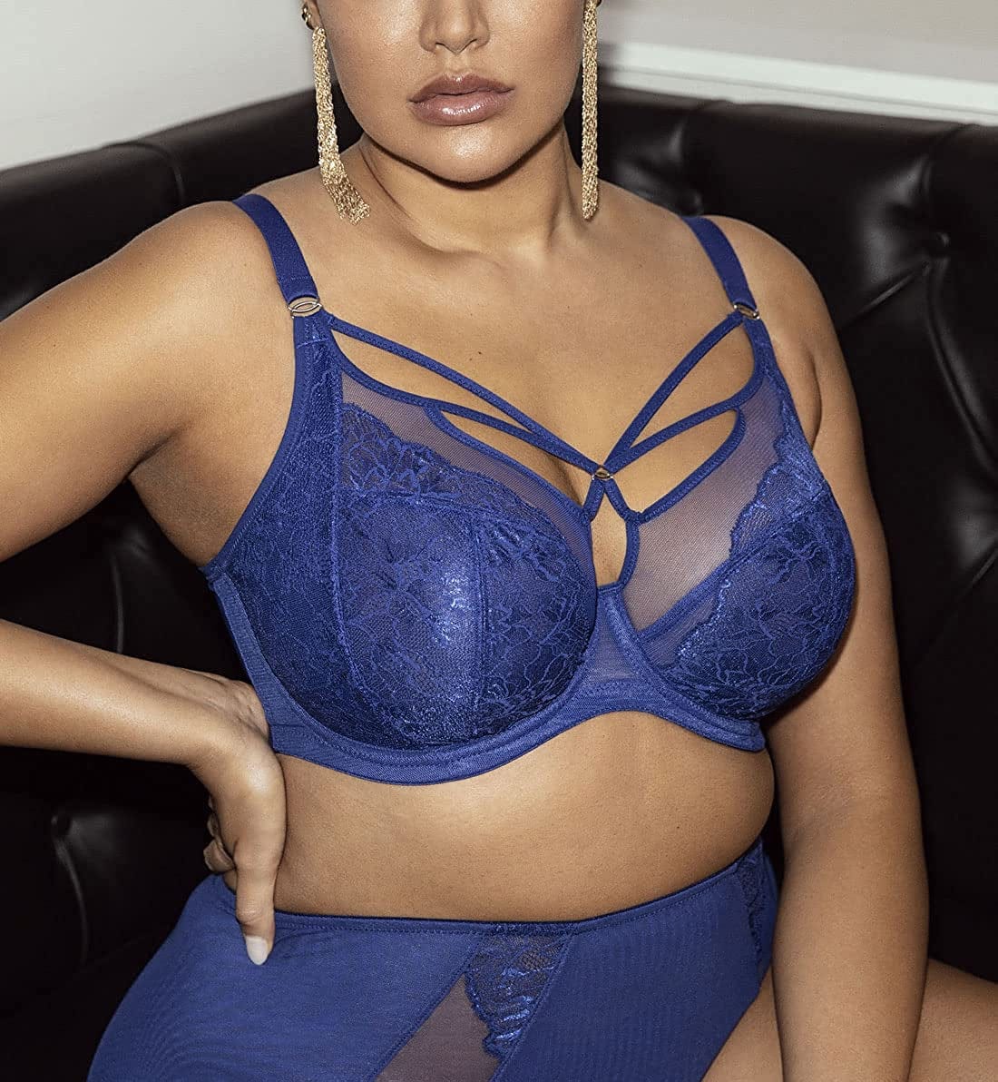 Women'S plus Size Brianna Strappy Underwire Plunge Bra