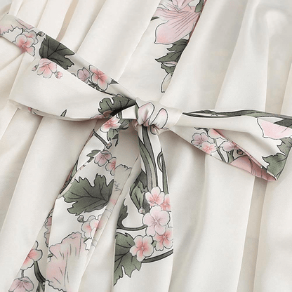 Women'S Silky Satin Kimono Robes Short with Peacock and Floral Printed Bathrobe Nightgown for Bride Bridesmaids Wedding Party Apparel & Accessories > Clothing > Sleepwear & Loungewear > Robes Umjetnost   