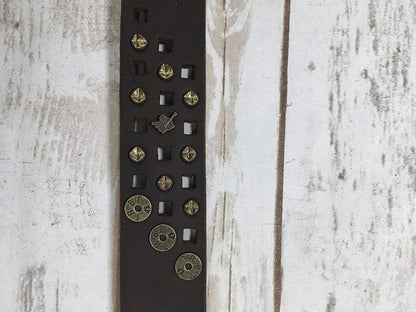 Womens True Religion Jeans Leather Belt Brown Studded Buddha Hardware Logo Horseshoe Buckle Apparel & Accessories > Clothing Accessories > Belts True Religion   