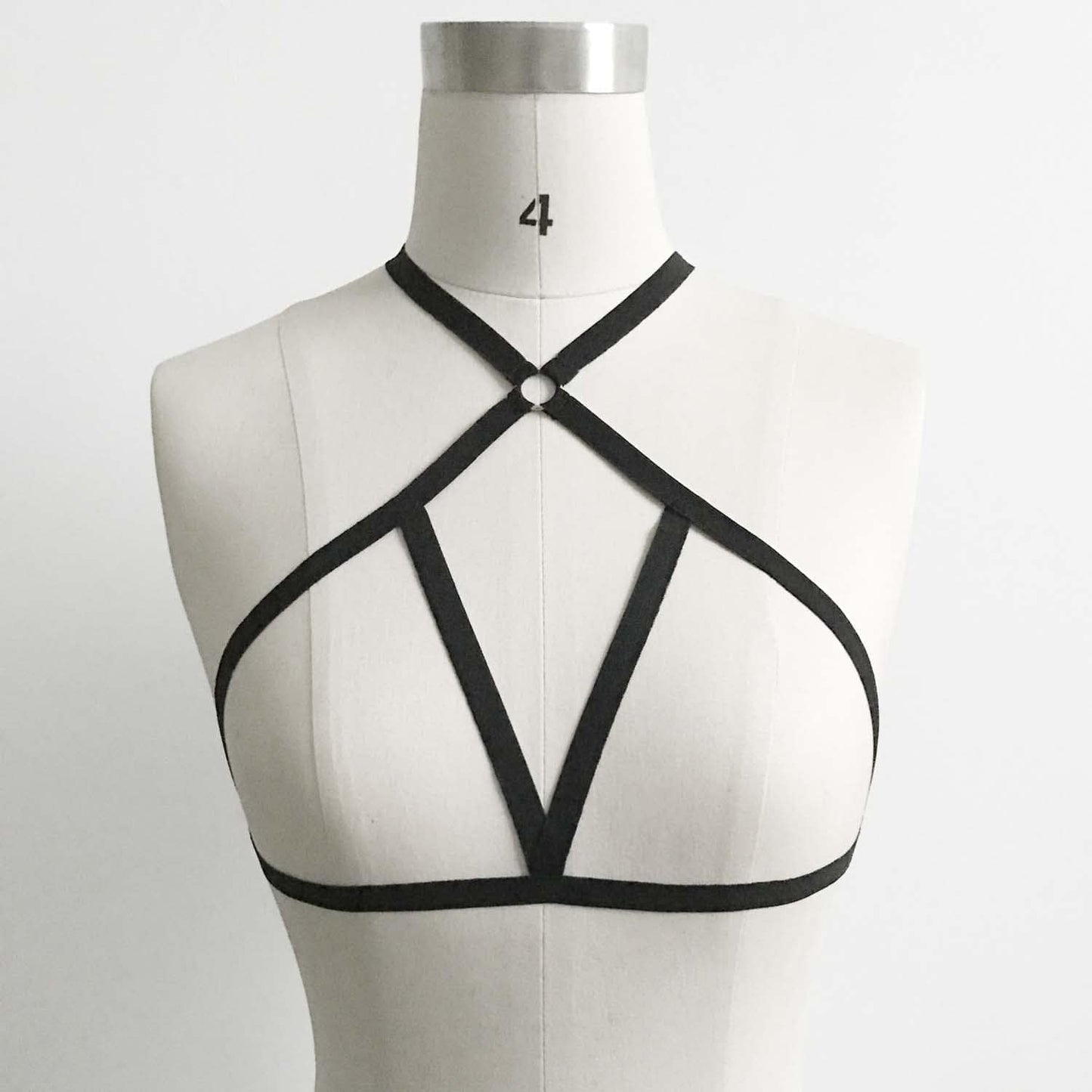 Zehope Black Bra Body Chain Belt Elastic Bra Body Chain Sexy Black Body Chain Belt Jewelry for Women and Girls… Apparel & Accessories > Jewelry > Body Jewelry Zehope   